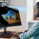Imagen para el artículo titulado Este nuevo monitor de Samsung tiene una cámara web integrada que se puede esconder para mayor privacidad